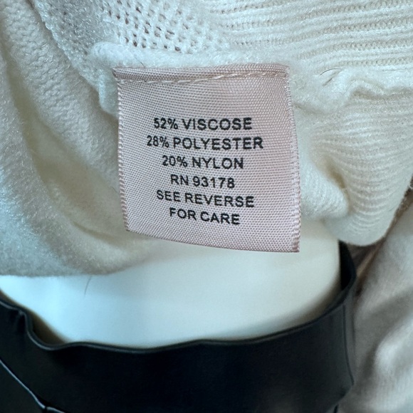 Philosophy Drop Shoulder Cream V-Neck Sweater - Size Large - Picture 6 of 8